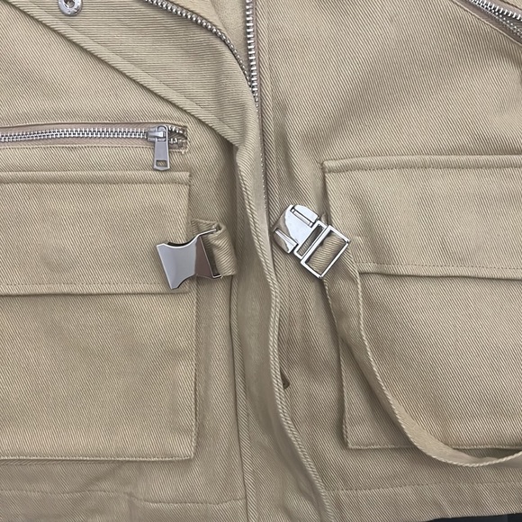 Eggie Cropped Blazer Jacket - Khaki - Size Medium - Picture 4 of 4